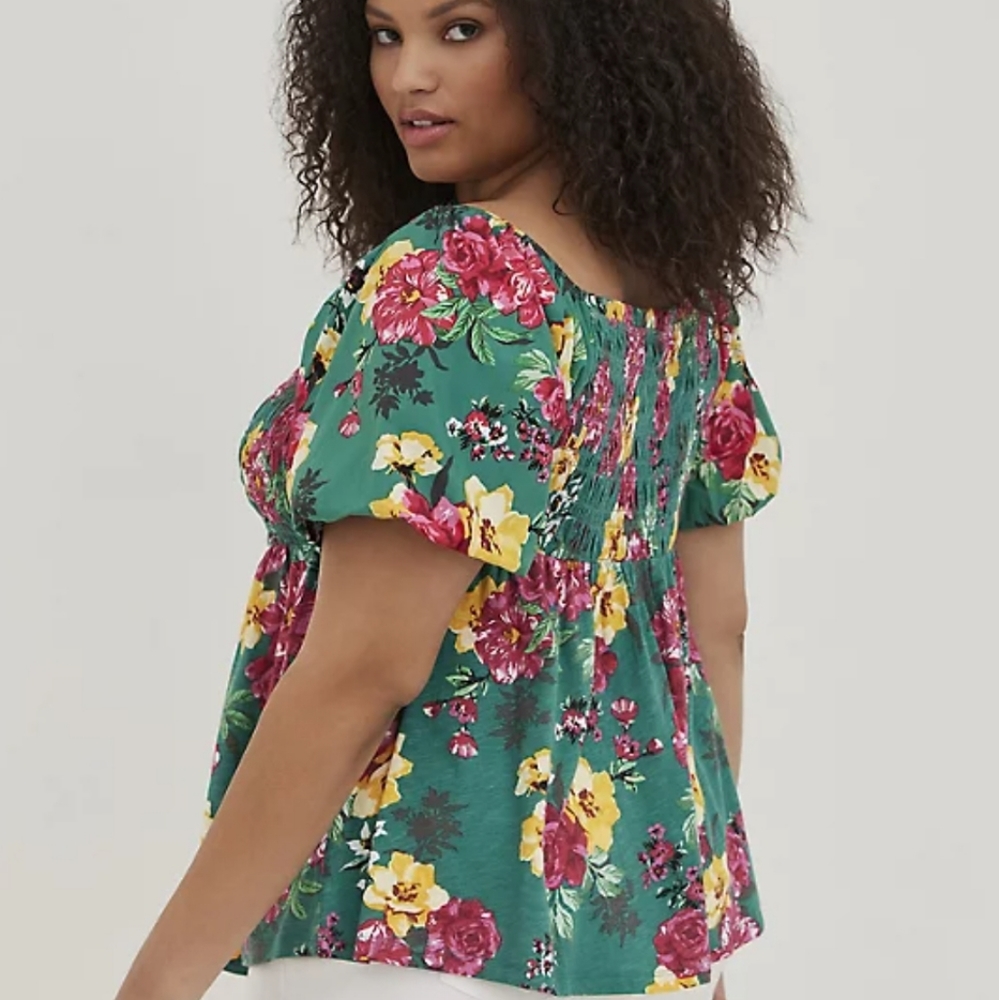 Torrid Babydoll Slub And Poplin Smocked Bodice Puff Sleeve Top - Picture 3 of 7